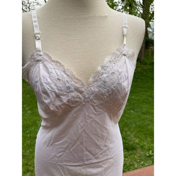 Vintage Shadowline White Lace & Nylon Full Slip Size 38 - Picture 2 of 7